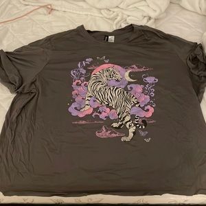 Tiger/Moon Graphic tee